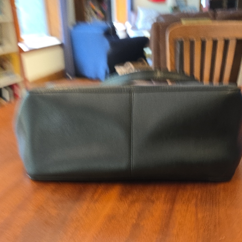 Banana Republic Black Leather Tote Laptop Work Ba… - image 7